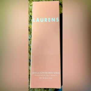 Laurens Vanilla Almond Body Scrub